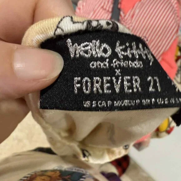 Women's small Hello Kitty top - Picture 2 of 2